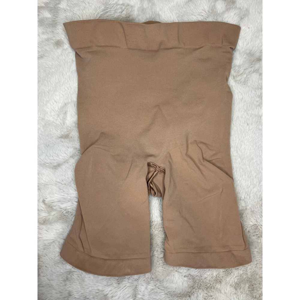 SKIMS Womens Shapewear High Waisted Mid Thigh Sculpting Short Tan S